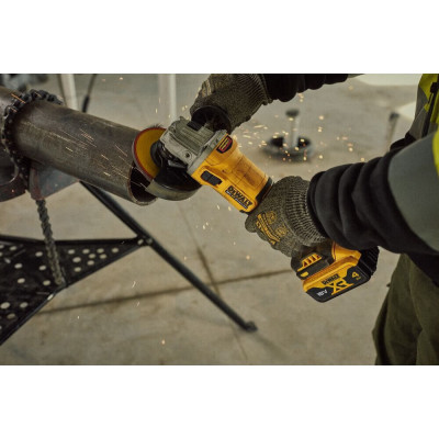 Аккумуляторная угловая шлифмашина DeWALT DCG407M2T, 2 акб 4 Ah, з/у, в кейсе TSTAK