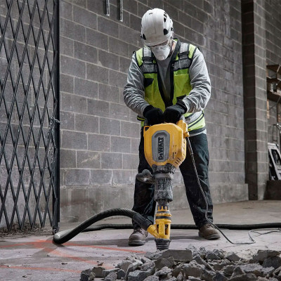 Відбійний молоток SDS-Max DeWALT D25911K
