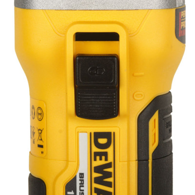 Аккумуляторная угловая шлифмашина DeWALT DCG405S2T с 2 акб 3.5 Ah и з/у в кейсе TSTAK Аккумуляторная угловая шлифмашина DeWALT DCG405S2T с 2 акб 3.5 Ah и з/у в кейсе TSTAK