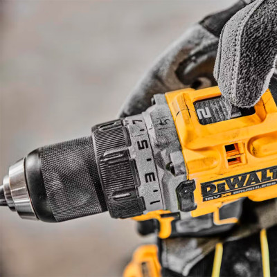 Аккумуляторная дрель-шуруповерт DeWALT DCD800H2T, 1 акб 18V XR Li-lon PowerStack 5 Ah, з/у в кейсе TSTAK