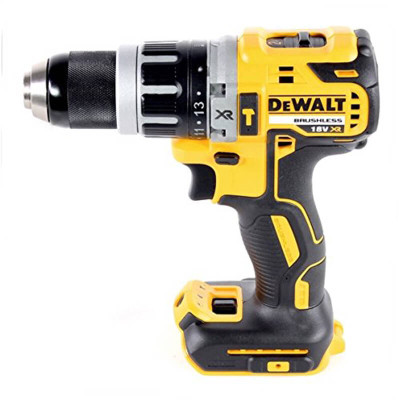 Набор аккумуляторных инструментов DeWALT DCK422P3, 4 шт Набор аккумуляторных инструментов DeWALT DCK422P3, 4 шт