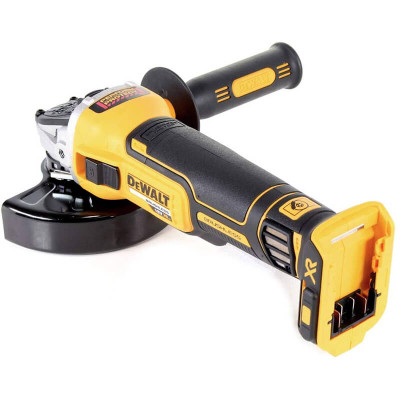 Набор аккумуляторных инструментов DeWALT DCK422P3, 4 шт Набор аккумуляторных инструментов DeWALT DCK422P3, 4 шт