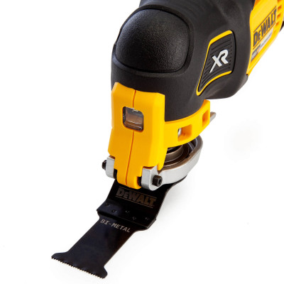 Аккумуляторный многофункциональный инструмент DeWALT DCS356P2, 2 акб 5 Ah, з/у в TSTAK Аккумуляторный многофункциональный инструмент DeWALT DCS356P2, 2 акб 5 Ah, з/у в TSTAK