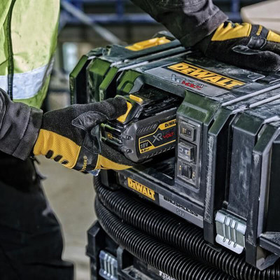 Акумуляторний пилосос DeWALT DCV586MT2, 2 акб 6 Ah, з/п