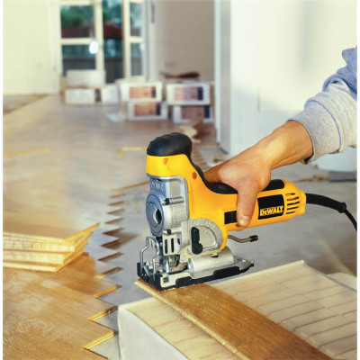 Лобзик DeWALT DW333KT Лобзик DeWALT DW333KT
