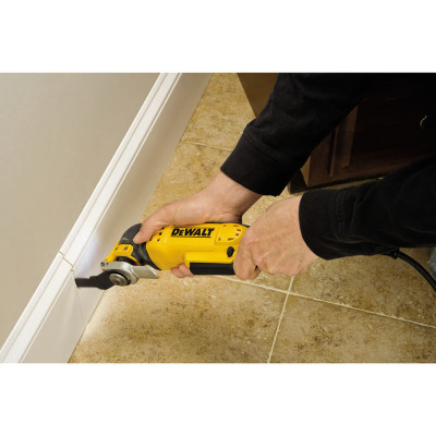 Многофункциональный инструмент DeWALT DWE315KT Многофункциональный инструмент DeWALT DWE315KT
